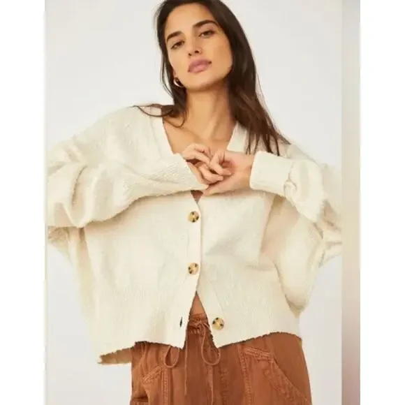 Free People Found My Friend Cardigan Sweater Ivory Boucle Medium - Picture 6 of 6